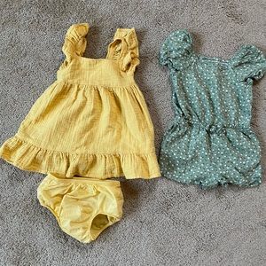 ✨Like New✨Cat & Jack toddler dress and romper 👗💛💚